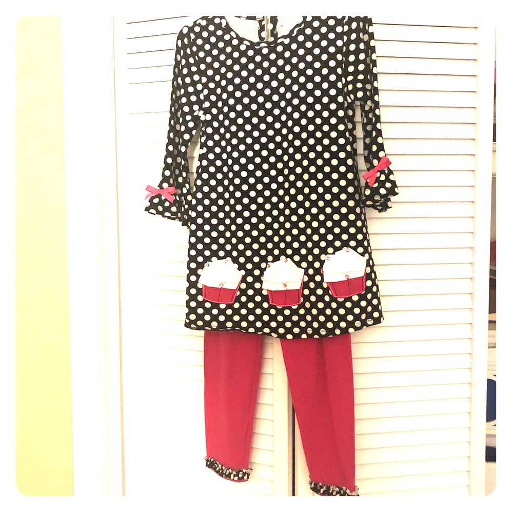 3/$20 Emily Rose Girls Two Piece Cupcake Outfit